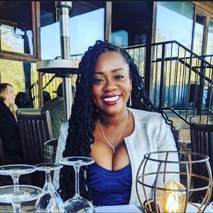 Meet your Posher, Lattisha